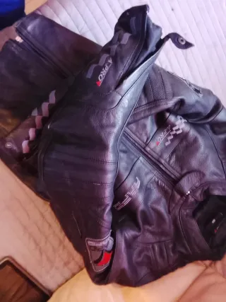 Chaqueta de moto de cuero