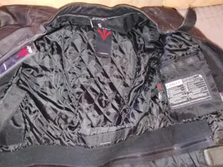Chaqueta de moto de cuero