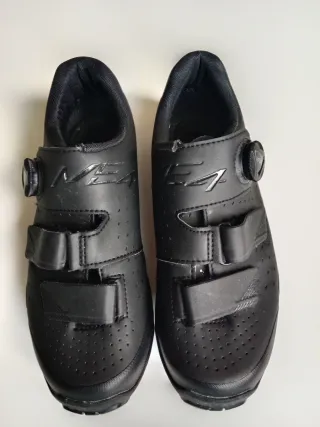 Zapatillas MTB Shimano ME4 Negras