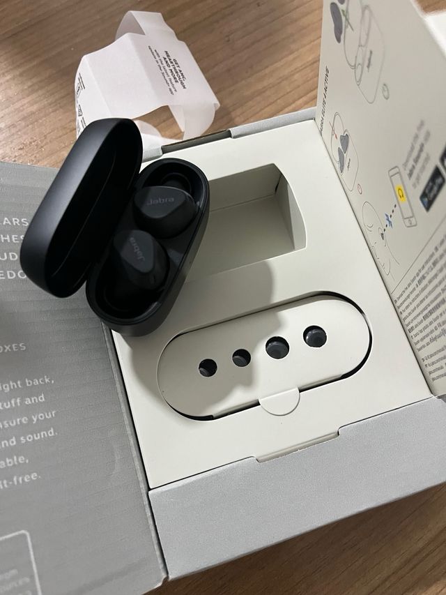 Auricolari Jabra Elite 4 nuovi