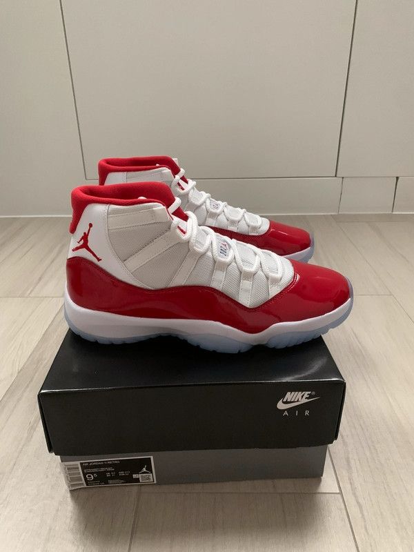 Jordan 11 Retro Cherry Talla 43 Nuevas