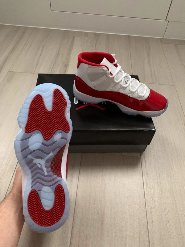 Jordan 11 Retro Cherry Talla 43 Nuevas