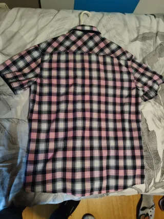 Camisa cuadros rosa, negra y blanca