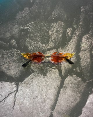 Occhiali da sole fiamme arancioni