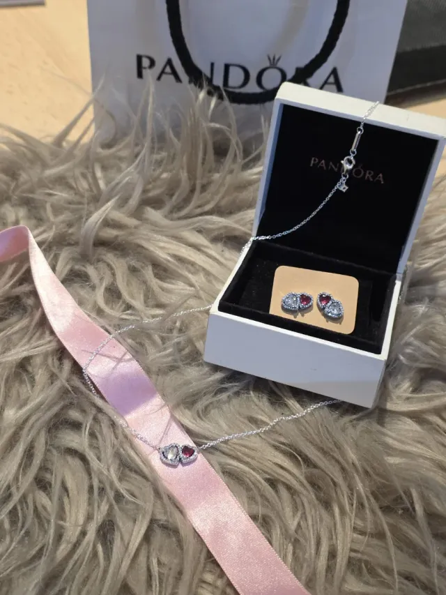 Conjunto Pandora Corazón Rojo y Blanco