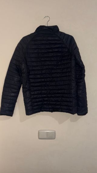 Chaqueta de invierno negra