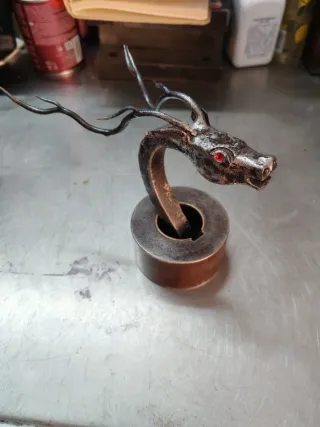 Pisapapeles dragón forja vintage