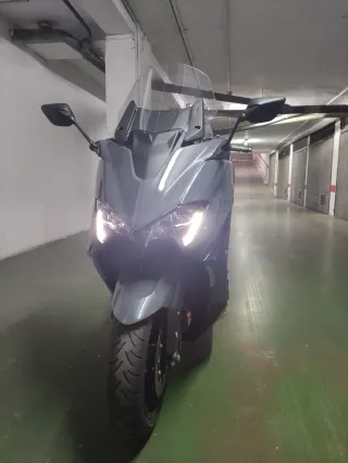 Yamaha TMAX 560 Tech MAX