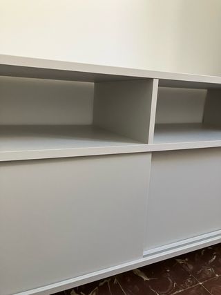 Mueble TV SPIKMED con puertas correderas