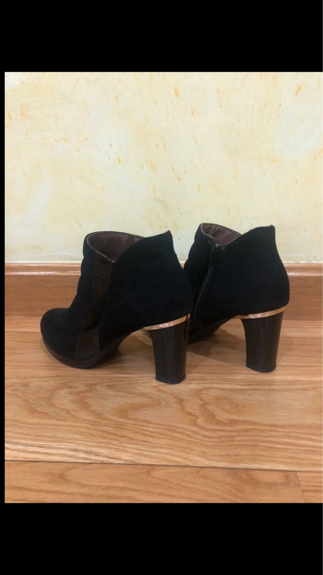 Botines Pitillos Piel Negros Talla 38