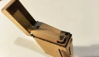 2 Accendini vintage dorati