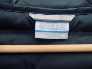 Abrigo largo Columbia plumífero negro