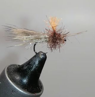 MOSCAS PARA LA PESCA DE TRUCHAS