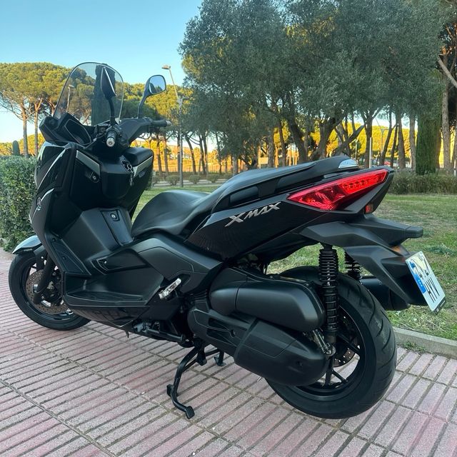 Yamaha X-Max 125 "14