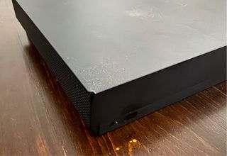 Xbox One X 1TB + mando + Cyberpunk 2077