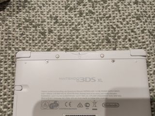 Nintendo 3DS XL Blanca Poco Uso