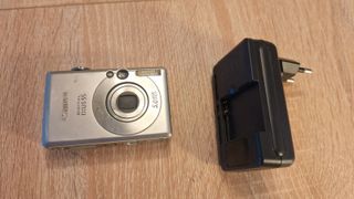 Cámara Digital Canon IXUS 55 - 5MP Zoom 3x