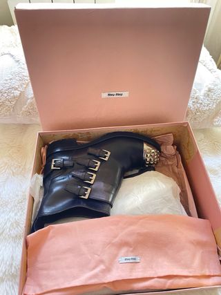 Stivali Miu Miu in Pelle con Puntale Metallico