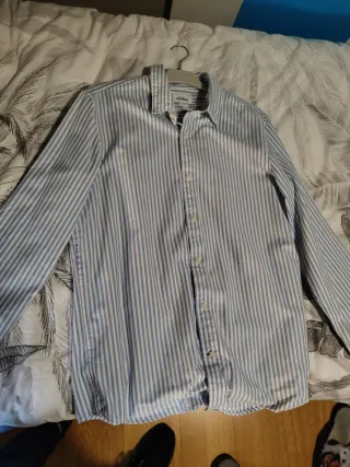 Camisa Pull&Bear rayas azul y blanco Talla M