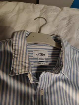 Camisa Pull&Bear rayas azul y blanco Talla M