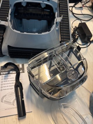 Robot Limpiafondos Piscina Inalámbrico Nuevo