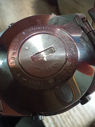 Reloj Seiko A128-5010 digital vintage.