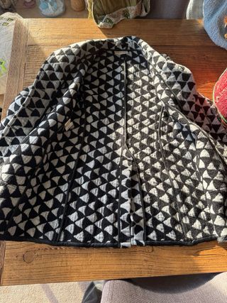 Abrigo Emporio Armani Gris y Negro