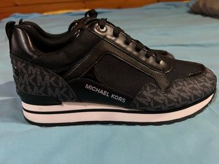 Zapatillas Michael Kors negras y grises