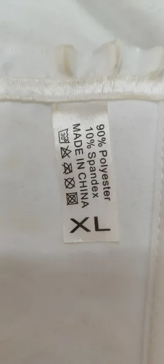 Corset blanco con encaje y lazo