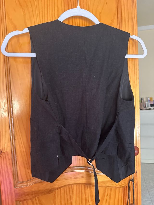 Chaleco negro formal