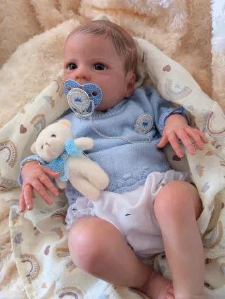 Reborn realizado con genesis, horneado y barnizado