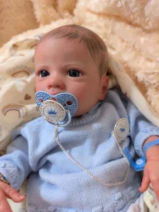 Reborn realizado con genesis, horneado y barnizado