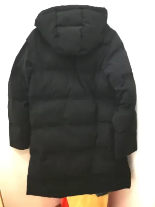 Abrigo largo negro ZARA. PRECIOSO y CALENTITO.