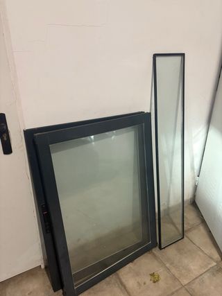Ventana climalit negra con fijo bajo