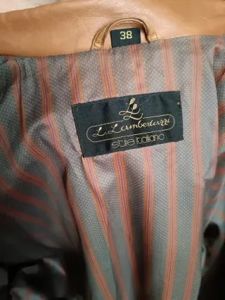 Chaquetón de piel tres cuartos