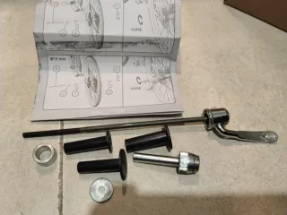 Adaptador Eje Pasante a QR Rodillo Elite