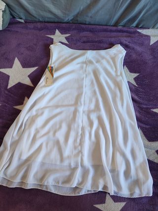 Blusa blanca sin mangas