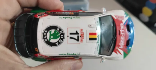 Scalextric Skoda Fabia Rally