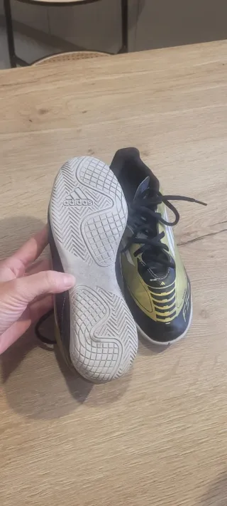 Zapatillas Fútbol Sala Adidas Messi F50 Doradas