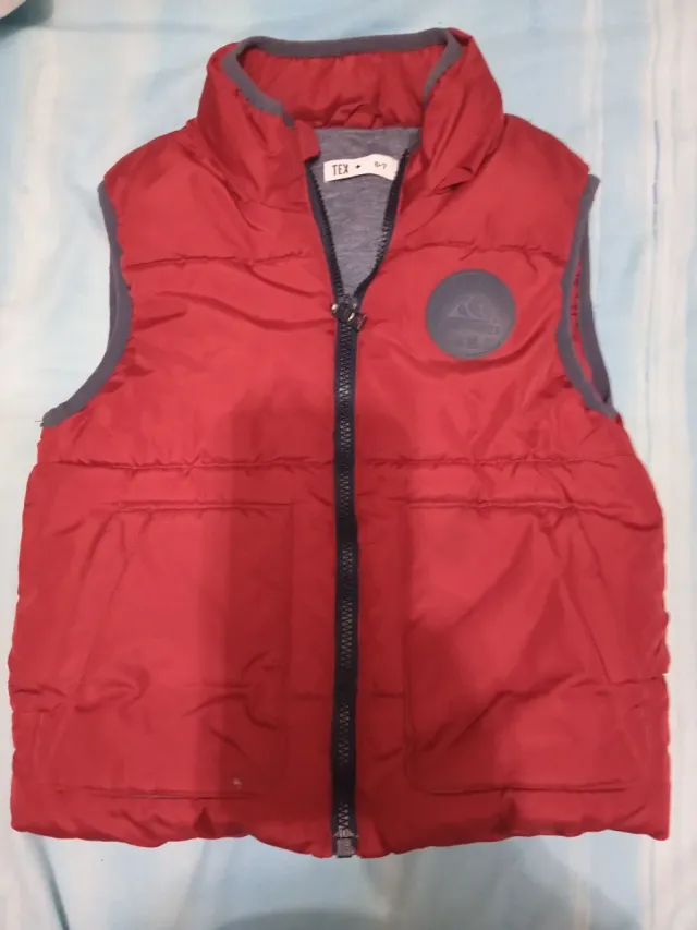 Chaleco rojo talla 6-7