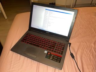 Ordenador Portátil MSI Negro/Gris