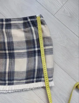 Talla S - Minifalda cuadros azul marino y crema