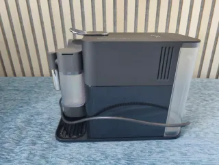 Cafetera Nespresso Lattissima One