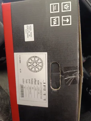 Llantas Japan Racing JR11 17" Blancas 4x100/114.3