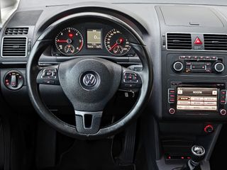 TOURAN SPORT 2.0 TDI CR 140 CV * 1 DUEÑO Y LIBRO *