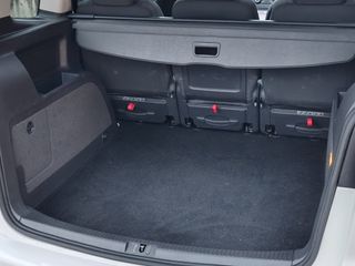 TOURAN SPORT 2.0 TDI CR 140 CV * 1 DUEÑO Y LIBRO *