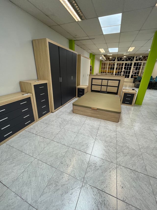 Conjunto de Muebles de Habitación