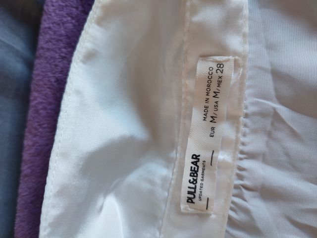 Vestido corto blanco satinado