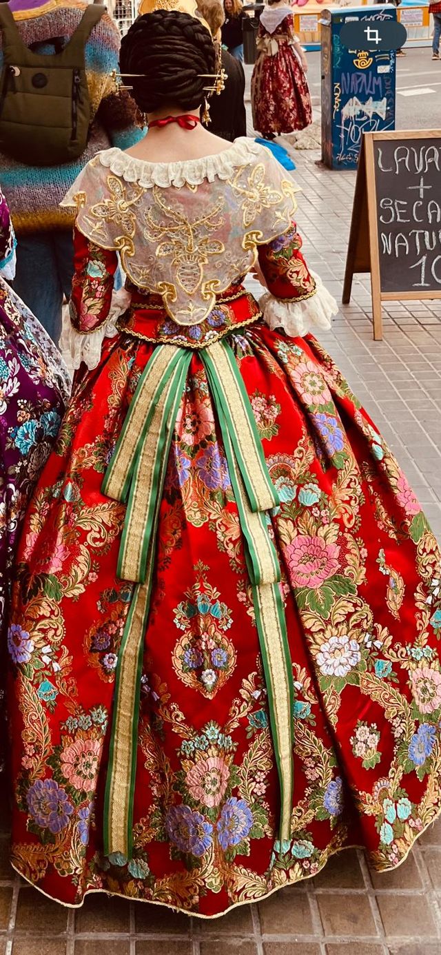 Traje de Fallera Rojo para niña 12 años