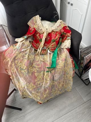 Traje de Fallera Rojo para niña 12 años